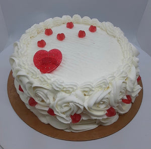 Decorated Cake: Valentine's, round (Vanilla cake)
