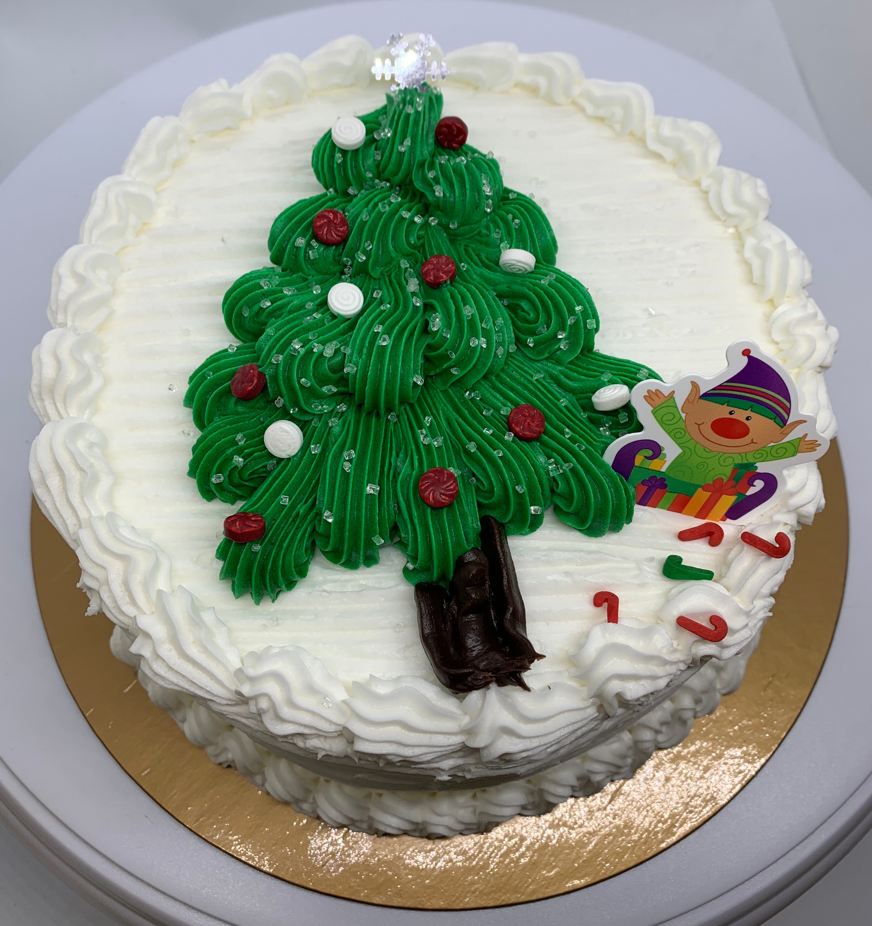 Decorated Cake: Holiday time, round (Vanilla cake)